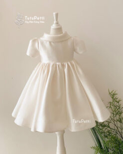 đầm dự tiệc cổ lọ sang trọng cho bé 01