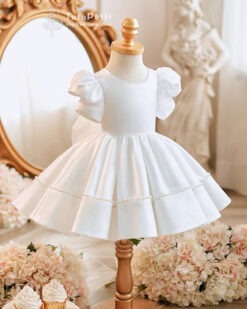 đầm dự tiệc màu trắng tay phồng xinh đẹp 01