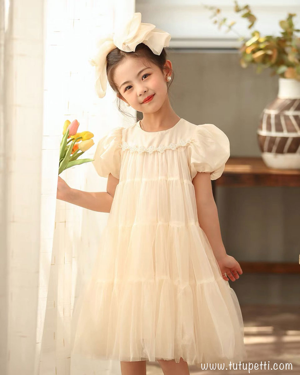 Đầm Công Chúa Dễ Thương Kết Ngọc Trai Cho Bé Gái 2 đầm công chúa dể thương kết ngọc trai cho bé gái 01