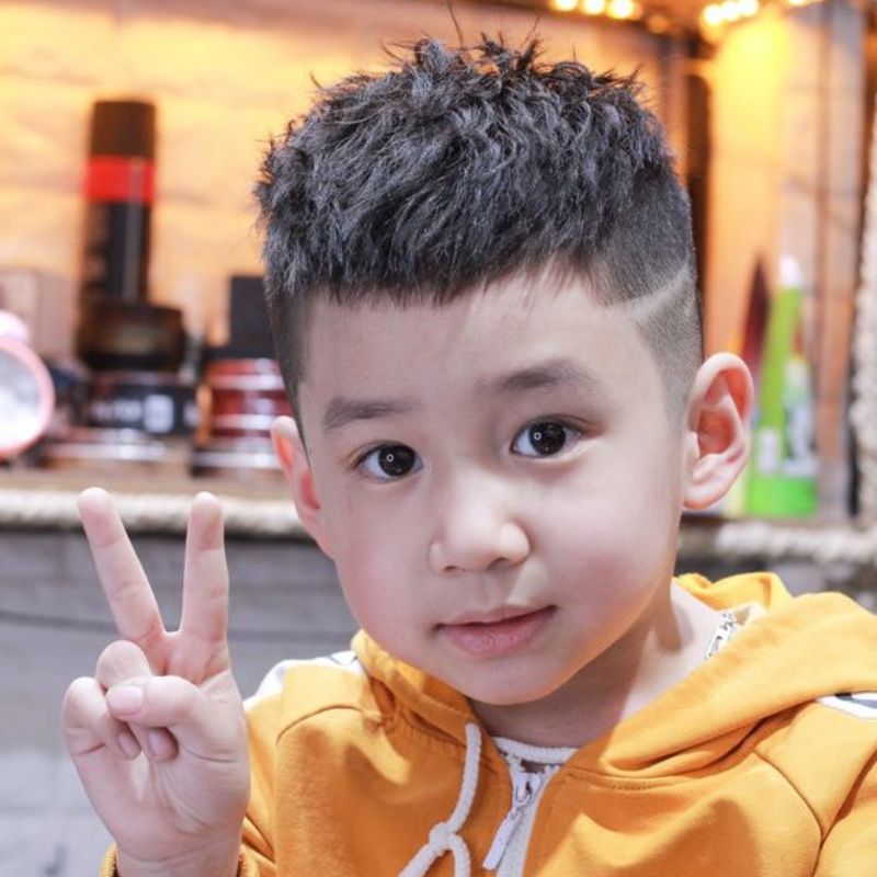kieu toc be trai tieu hoc