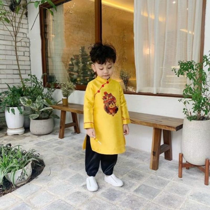 mau sac ao dai cach tan be trai