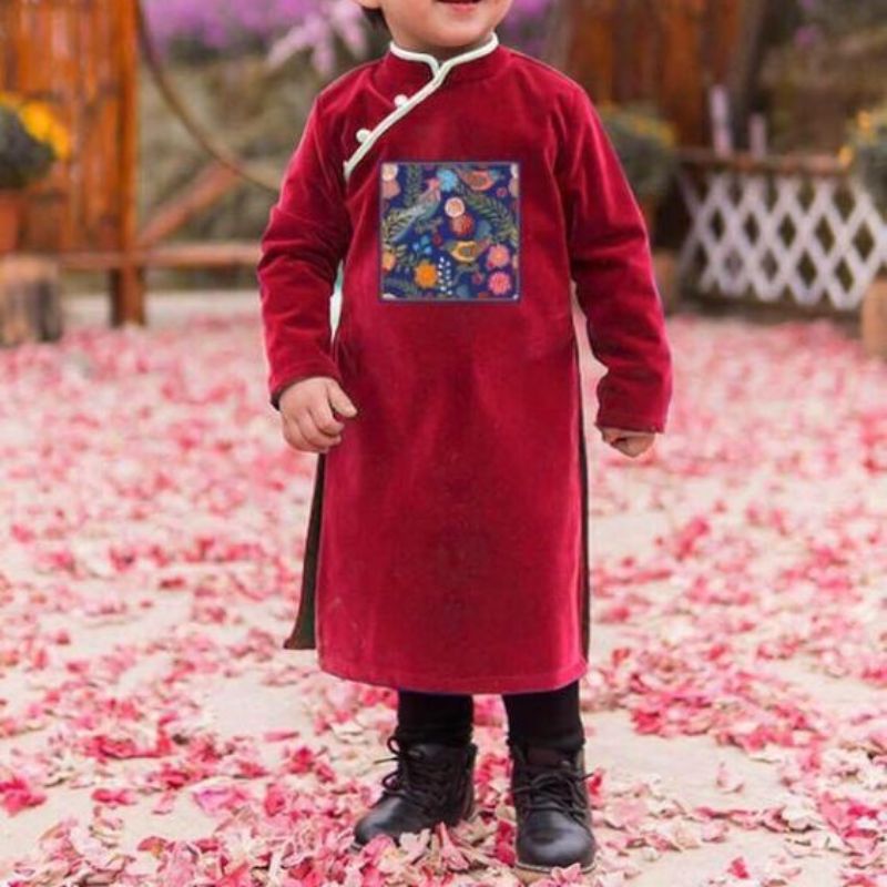 phoi ao dai voi quan tay