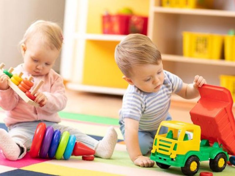 Hướng Dẫn Chọn Đồ Chơi Thông Minh Dành Cho Trẻ 2 Tuổi 7 tieu chi chon do choi cho be