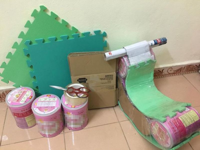 Cách làm xe bập bênh từ vỏ hộp sữa
