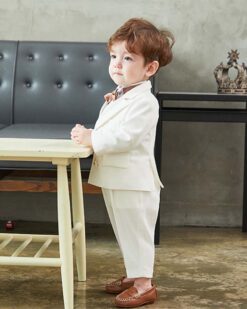 bộ vest bé trai cao cấp màu trắng kem