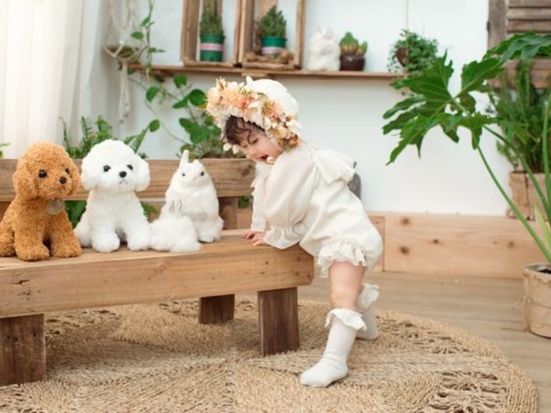 Tên Hương Đệm Gì Hay? Danh Sách Tên Đệm Đẹp Cho Bé Gái 8 Ten the hien tri tue thong minh