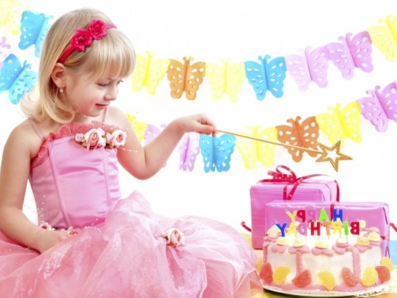 Gợi Ý Quà Sinh Nhật Cho Bé Gái 6 Tuổi Độc Đáo Và Tràn Đầy Ý Nghĩa 10 Bí quyết lựa chọn quà sinh nhật cho bé gái