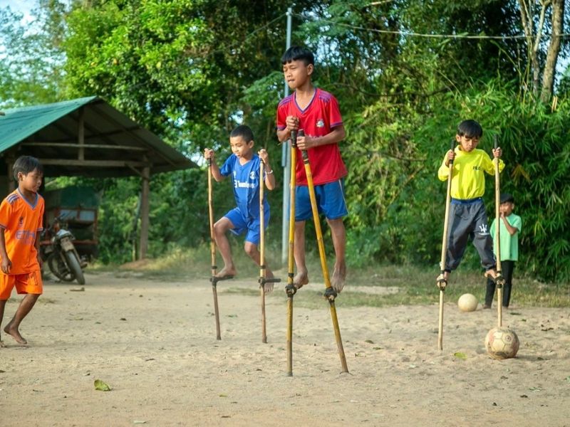 Đồ chơi cà kheo