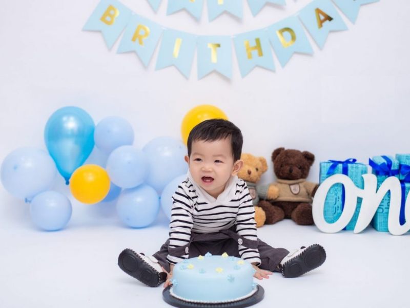 Tiêu trí chọn quà sinh nhật cho bé trai 2 tuổi