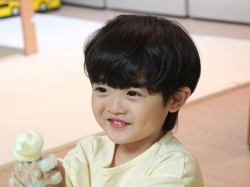 Kiểu tóc Nấm cho bé