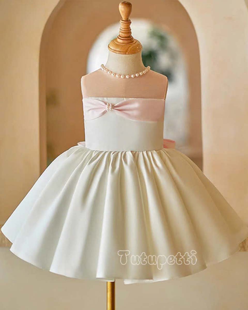 Đầm Công Chúa Trắng Hồng Nơ Nhỏ Thanh Lịch 1 Đầm Công Chúa nơ hồng tinh tế