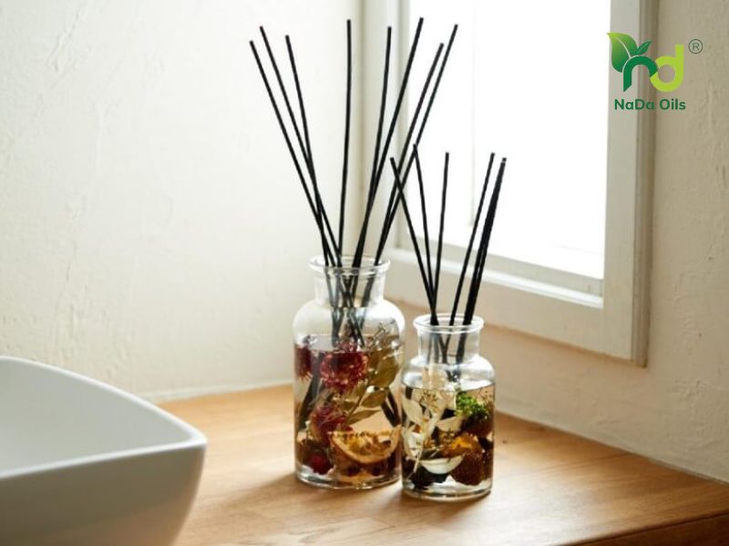 Cách sử dụng tinh dầu cắm que
